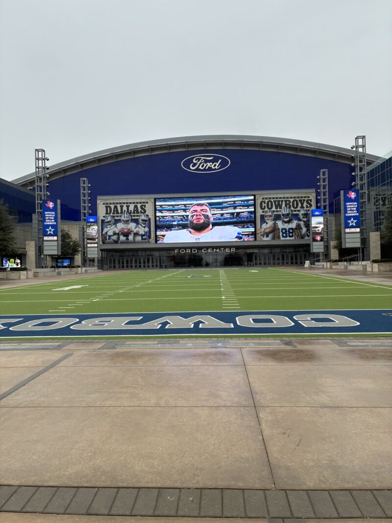 Image for the Tweet beginning: Appreciate our partnership with @ShrineBowl.